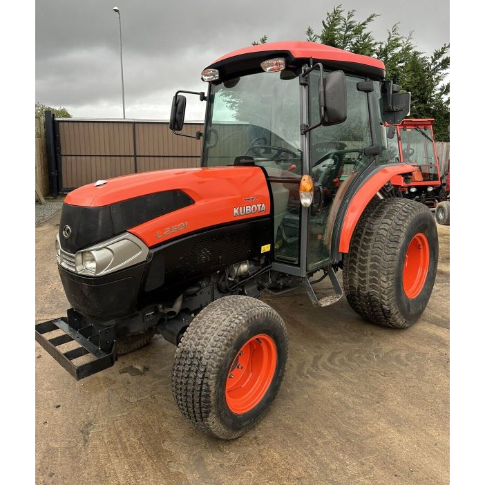 2018 KUBOTA L2501 4WD 50HP COMPACT TRACTOR WITH CAB